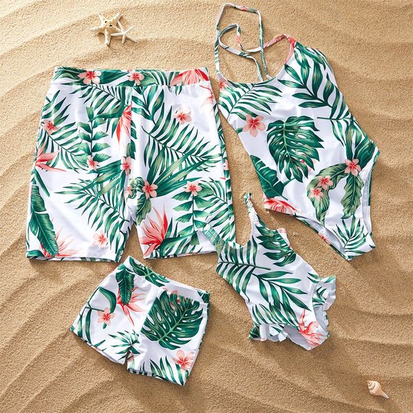 2019 bikini mother and daughter father and son parent-child family four-piece set four-piece swimsuit bikini swimsuit, White;black
2019 bikini mother and daughter father and son parent-child family four-piece set four-piece swimsuit bikini swimsuit, White;black