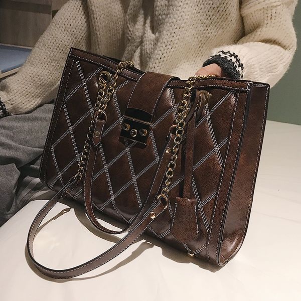 retro fashion female big tote bag 2018 new quality pu leather women's handbag lattice lock chain large shoulder messenger bags
retro fashion female big tote bag 2018 new quality pu leather women's handbag lattice lock chain large shoulder messenger bags