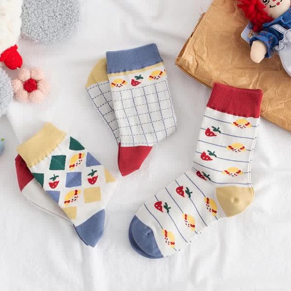 harajuku style 2020 new fasahion girl's short socks creative graffiti socks colleage style color patchwork crew, Black;white
harajuku style 2020 new fasahion girl's short socks creative graffiti socks colleage style color patchwork crew, Black;white