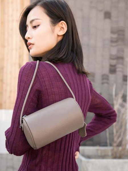 fashionable cylinder bag small bag women's new 2020 leather women's wild crossbody shoulder
fashionable cylinder bag small bag women's new 2020 leather women's wild crossbody shoulder