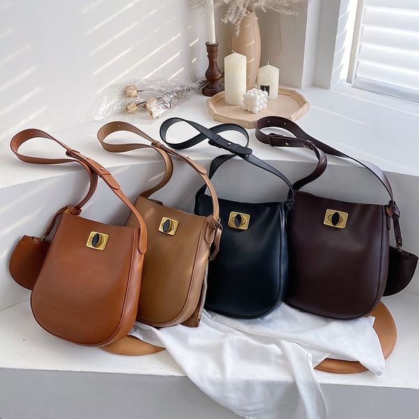 large capacity bag for women 2020 new fashion korean broadband messenger bag for women versatile ins retro one shoulder tote
large capacity bag for women 2020 new fashion korean broadband messenger bag for women versatile ins retro one shoulder tote