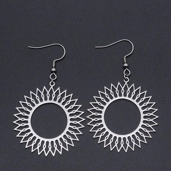 100% stainless steel fashion geometric sun earring for women wholesale dropshipping never tarnish, Golden;silver
100% stainless steel fashion geometric sun earring for women wholesale dropshipping never tarnish, Golden;silver