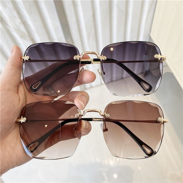 trimming square rimless sunglasses new european network personality polygon red gradient star models sunglasses female glasses, White;black
trimming square rimless sunglasses new european network personality polygon red gradient star models sunglasses female glasses, White;black