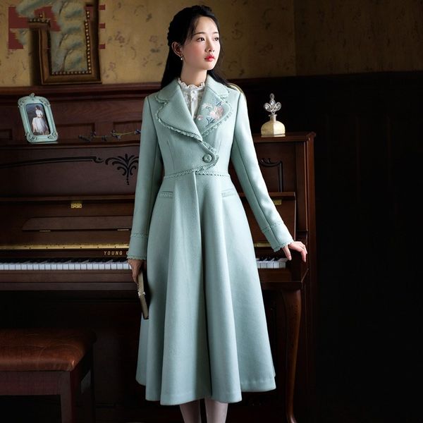 2018 winter women coat vintage retro embroidery elegant midi woolen outerwear coat women's pleated slim fit, Black
2018 winter women coat vintage retro embroidery elegant midi woolen outerwear coat women's pleated slim fit, Black