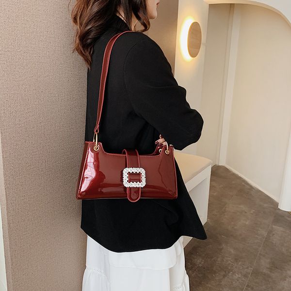 2020 new women's shoulder bag korean version of the simple ladies clutch bag fashion solid color armpit ladies shoulder
2020 new women's shoulder bag korean version of the simple ladies clutch bag fashion solid color armpit ladies shoulder