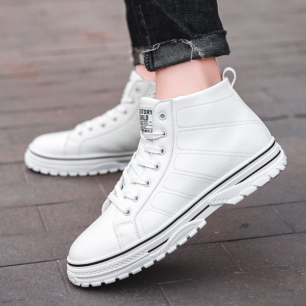 autumn and winter new leather solid color trend anti-skid cold wear fashion comfortable men's casual shoes, Black
autumn and winter new leather solid color trend anti-skid cold wear fashion comfortable men's casual shoes, Black