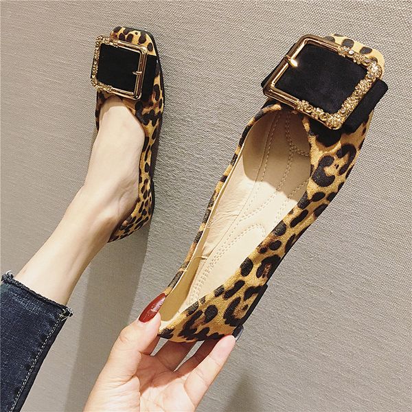 leopard shoes women flats casual slip-on boat shoes woman footwear elegant ladies metal design a1423, Black
leopard shoes women flats casual slip-on boat shoes woman footwear elegant ladies metal design a1423, Black
