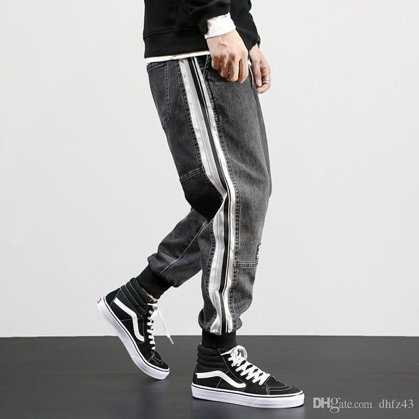 fashion streetwear men jeans gray loose fit stripe spliced cargo pants harem trousers designer hip hop jeans men joggers pants t200410, Black
fashion streetwear men jeans gray loose fit stripe spliced cargo pants harem trousers designer hip hop jeans men joggers pants t200410, Black