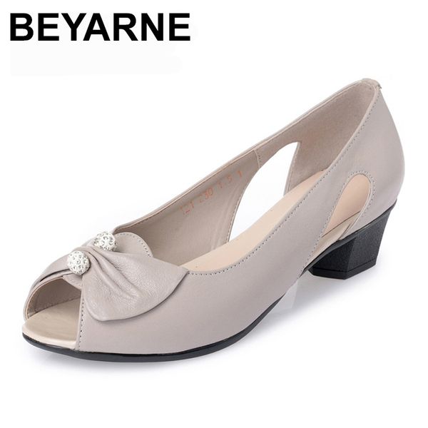 beyarne genuine leather woman shoes sandals. butterfly-knot & crystal ,low heeled and comfortable, fashion stylish simplicity, Black
beyarne genuine leather woman shoes sandals. butterfly-knot & crystal ,low heeled and comfortable, fashion stylish simplicity, Black