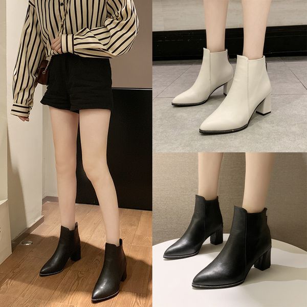 fashion pure color round toe zipper boots square heels vintage women boots, Black
fashion pure color round toe zipper boots square heels vintage women boots, Black