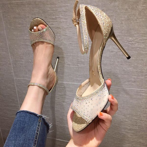 кружева женщины насосы peep toe пряжка дизайн женщина гладиатор высокие тонкие каблуки bling crystal decor sapato feminino chic женская обув, Black
кружева женщины насосы peep toe пряжка дизайн женщина гладиатор высокие тонкие каблуки bling crystal decor sapato feminino chic женская обув, Black