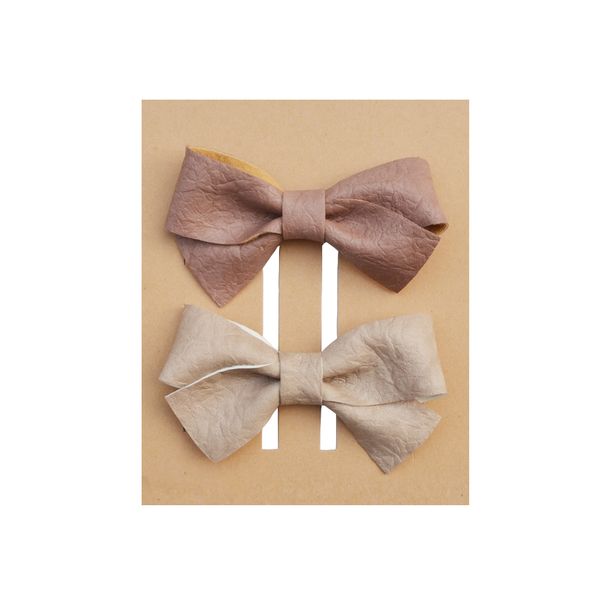 kinder kuendy tan/khaki headwear leather big bowknot hair clips for girl pu leather big fashion hair clip party accessory, Slivery;white
kinder kuendy tan/khaki headwear leather big bowknot hair clips for girl pu leather big fashion hair clip party accessory, Slivery;white