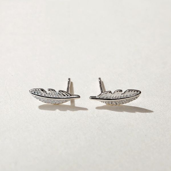 korean simple female s925 sterling silver earrings elegant sweet feather stud earrings for women jewelry girlfriend gift brinco, Golden
korean simple female s925 sterling silver earrings elegant sweet feather stud earrings for women jewelry girlfriend gift brinco, Golden