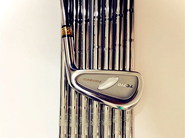 8pcs fourteen tc710 iron set fourteen tc710 golf forged irons fourteen golf clubs 4-9p steel shaft with head cover
8pcs fourteen tc710 iron set fourteen tc710 golf forged irons fourteen golf clubs 4-9p steel shaft with head cover