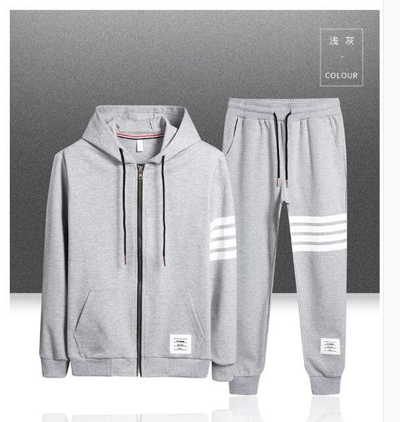 2020 tb mens designer tracksuits survêtement sweatshirt luxury designer fashion mens collar slim casual male sweatshirt mens designer pants, Gray
2020 tb mens designer tracksuits survêtement sweatshirt luxury designer fashion mens collar slim casual male sweatshirt mens designer pants, Gray