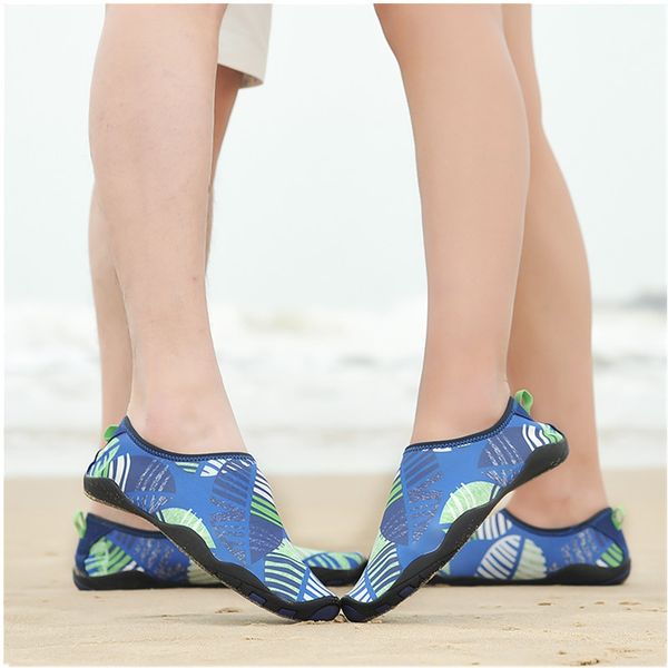 summer couples swimming water shoes non-slip beach diving shoes casual outdoor wading upstream shoes, Black
summer couples swimming water shoes non-slip beach diving shoes casual outdoor wading upstream shoes, Black