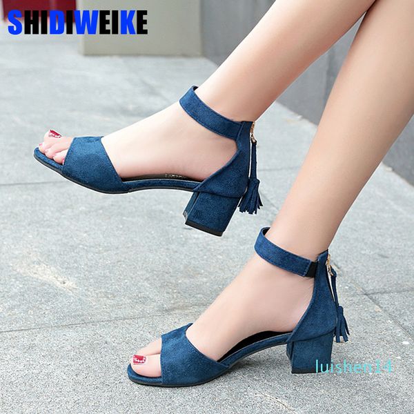 woman shoes 2020 summer tassel flock women fringe sandal thick high heels sandals sandalias l14, Black
woman shoes 2020 summer tassel flock women fringe sandal thick high heels sandals sandalias l14, Black