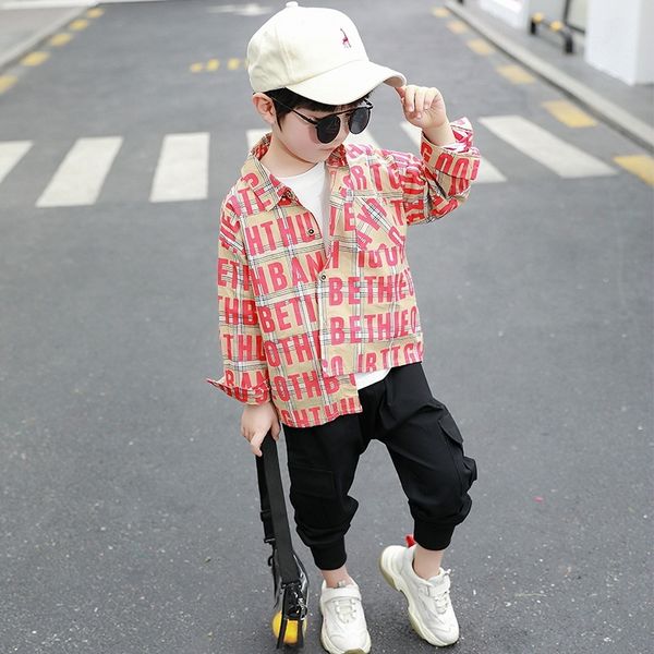 20 shirt boys' small and medium children's season with printed letter lapel shirt fashion, White;black
20 shirt boys' small and medium children's season with printed letter lapel shirt fashion, White;black