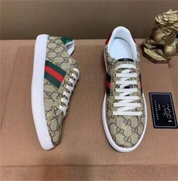 men women casual shoes low flat leather Gucci sneakers ace bee stripes shoe walking sports trainerss, Blue;gray
men women casual shoes low flat leather Gucci sneakers ace bee stripes shoe walking sports trainerss, Blue;gray