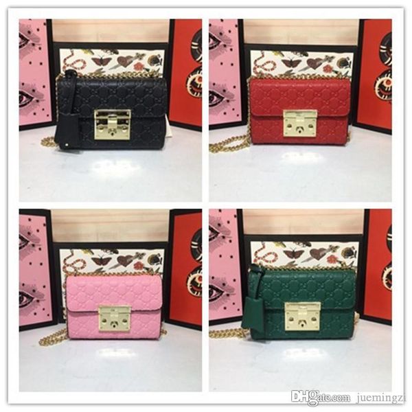 padlock gold chain shoulder tote pink 409487 signature leather mint rare size:20x12.7x7.6cm
padlock gold chain shoulder tote pink 409487 signature leather mint rare size:20x12.7x7.6cm