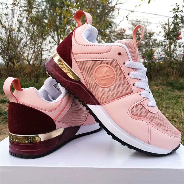 2019 High Quality Men Sports Shoes Women Running Shoe Branded Designer Athletic Training Men's Casual Sneakers
2019 High Quality Men Sports Shoes Women Running Shoe Branded Designer Athletic Training Men's Casual Sneakers