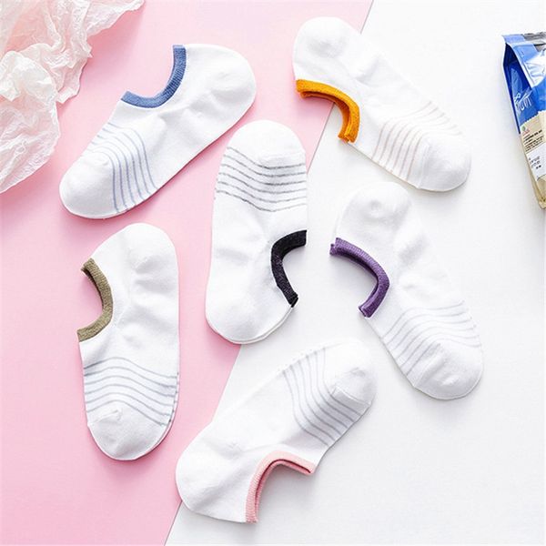 2020 new style women cute college wind socks girls striped casual boat socks candy color fashion lady short ankle, Black;white
2020 new style women cute college wind socks girls striped casual boat socks candy color fashion lady short ankle, Black;white