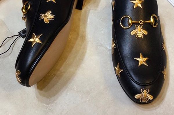 2019 brand mules princetown men women fur slippers mules flats genuine leather luxury designer fashion metal chain ladies c011, Black
2019 brand mules princetown men women fur slippers mules flats genuine leather luxury designer fashion metal chain ladies c011, Black