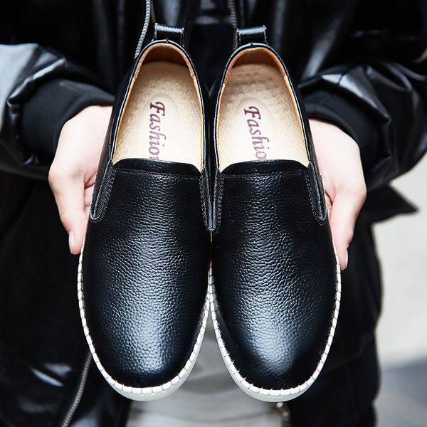fashion handmade leather mens shoes casual men loafers fashion breathable driving shoes slip on moccasins big size 38-47 5, Black
fashion handmade leather mens shoes casual men loafers fashion breathable driving shoes slip on moccasins big size 38-47 5, Black