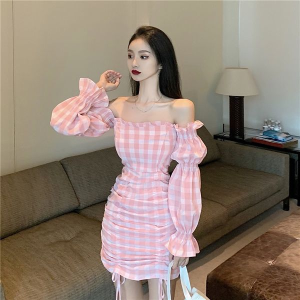 womens off-shoulder off-shoulder dress 2020 autumn new long-sleeved slim-fit pink plaid bag hip skirt women, White;black
womens off-shoulder off-shoulder dress 2020 autumn new long-sleeved slim-fit pink plaid bag hip skirt women, White;black