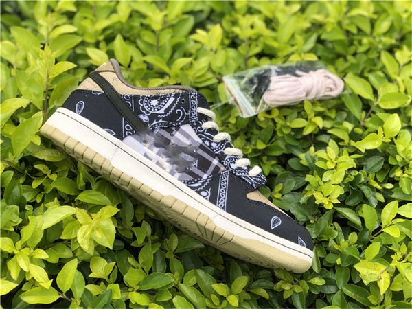 2020 est authentic sb dunk low travis scott regular box cactus jack black parachute beige petra brown men running shoes
2020 est authentic sb dunk low travis scott regular box cactus jack black parachute beige petra brown men running shoes
