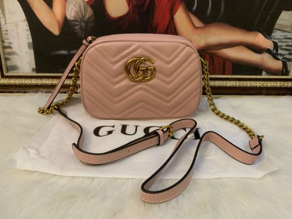 women handbags gold chain crossbody soho bag disco shoulder bag purse wallet 5 colors 21cm*7cm*14cm
women handbags gold chain crossbody soho bag disco shoulder bag purse wallet 5 colors 21cm*7cm*14cm