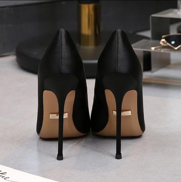 designer women brand super high heel shoes wedding party solid nude black stiletto sequined fashion luxury lady dress shoes
designer women brand super high heel shoes wedding party solid nude black stiletto sequined fashion luxury lady dress shoes