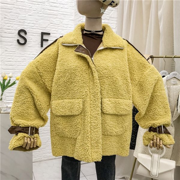 spring 2020 new thick fur all-in-one coat solid color loose lamb fur coat women, Tan;black
spring 2020 new thick fur all-in-one coat solid color loose lamb fur coat women, Tan;black