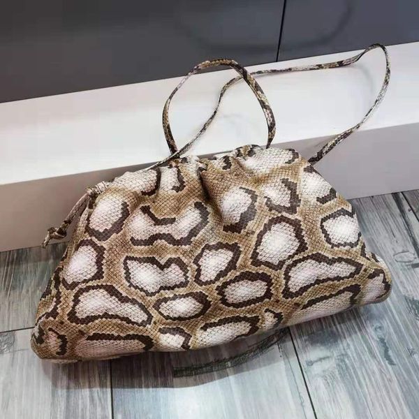 

2019 women simple dumplings messenger bag designer retro new fashion cloud female crossbody shoulder bag tide handbag clutch ba