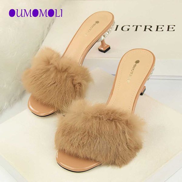 2020 summer women slippers high heels sandals fashion plush female outside slides casual vacation beach shoes q060, Black
2020 summer women slippers high heels sandals fashion plush female outside slides casual vacation beach shoes q060, Black