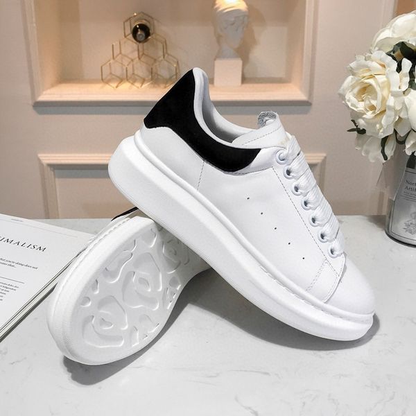 lundmark reflective kanye west luxury shoes gid green men women designers casual shoes v2 cloud white black static full reflective sneaker
lundmark reflective kanye west luxury shoes gid green men women designers casual shoes v2 cloud white black static full reflective sneaker