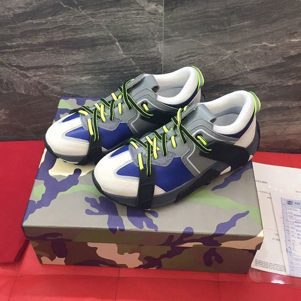 platform arrival sports classic shoes running shoe fashion drop shipping platform sport triple s white black men shoes type1
platform arrival sports classic shoes running shoe fashion drop shipping platform sport triple s white black men shoes type1