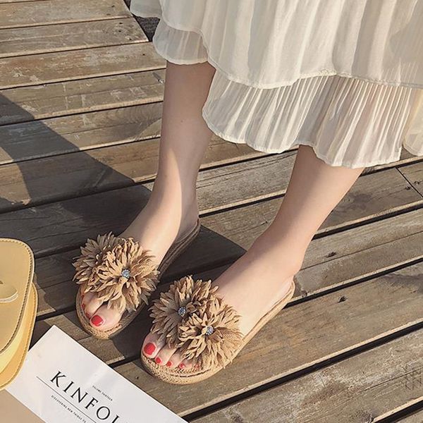 slippers cosmagic 2021 summer women flower fringe slipper fashion beach outside slide shoe, Black
slippers cosmagic 2021 summer women flower fringe slipper fashion beach outside slide shoe, Black