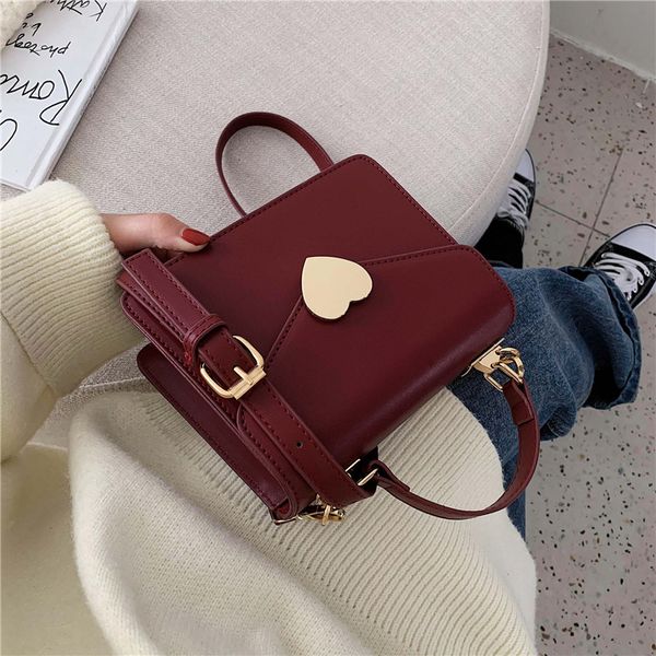 vintage gang feng mini bag female new style for autumn winter bai da xiao square fashion shoulder/crossbody bag handbag fashion
vintage gang feng mini bag female new style for autumn winter bai da xiao square fashion shoulder/crossbody bag handbag fashion