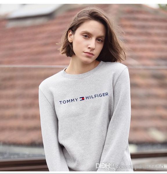 Women pring and autumn round collar head weater new autumn wear imple long leeve t hirt with a bottom
Women pring and autumn round collar head weater new autumn wear imple long leeve t hirt with a bottom