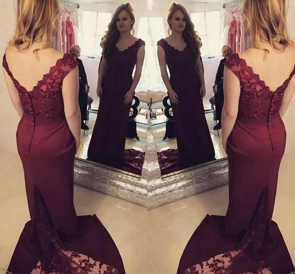 2019 new arrival burgundy mother of bride dresses v neck lace applique beaded v back sweep train weddings evening party prom gowns, Black;red
2019 new arrival burgundy mother of bride dresses v neck lace applique beaded v back sweep train weddings evening party prom gowns, Black;red
