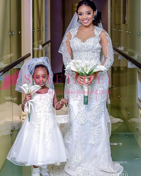 2019 elgeant white lace flower girls dresses tea length appliques a line first communion dresses girls pageant gown custom made sale, White;blue
2019 elgeant white lace flower girls dresses tea length appliques a line first communion dresses girls pageant gown custom made sale, White;blue
