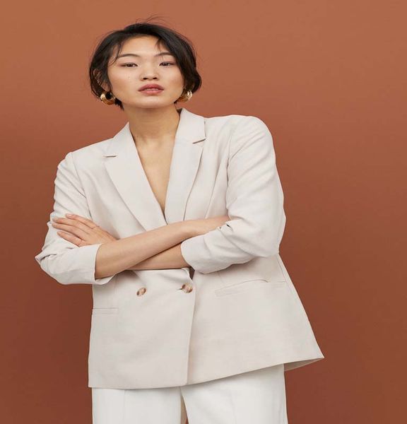 autumn elegant solid notched collar blazer casual long sleeve office wear coats women clothes 2019, White;black
autumn elegant solid notched collar blazer casual long sleeve office wear coats women clothes 2019, White;black