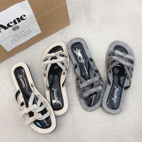 wholesale women designer slippers summer sandals club beachwear plus size plat shoes sequins bowknot luxury flip flops selling 0087, Black
wholesale women designer slippers summer sandals club beachwear plus size plat shoes sequins bowknot luxury flip flops selling 0087, Black