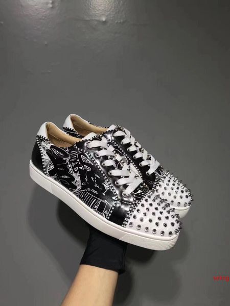 elegant white,black graffiti leather women,men spikes red bottom sneakers shoes designers casual low junior walking eu35-46
elegant white,black graffiti leather women,men spikes red bottom sneakers shoes designers casual low junior walking eu35-46
