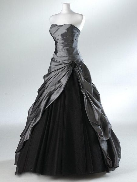2019 prom dresses evening gowns strapless sleeveless backless a line ball gown long formal party dress
2019 prom dresses evening gowns strapless sleeveless backless a line ball gown long formal party dress
