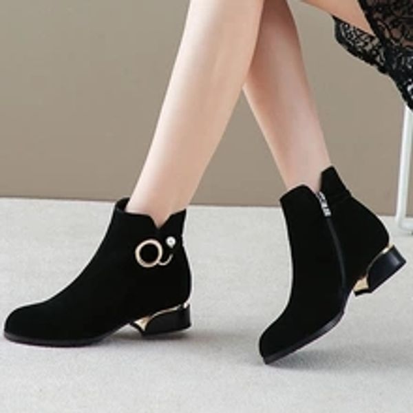2019 new korean version of the short tube thick with velvet fashion wild boots women, Black
2019 new korean version of the short tube thick with velvet fashion wild boots women, Black
