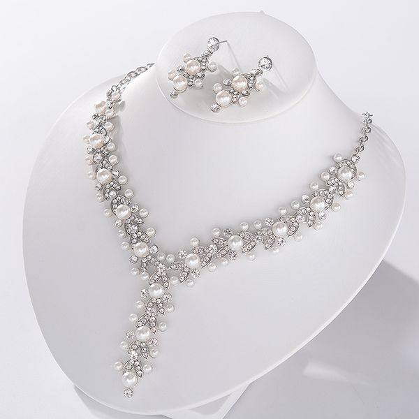 eseres dubai silver wedding jewelry sets for women rhinestone necklace and earrings necklace sets
eseres dubai silver wedding jewelry sets for women rhinestone necklace and earrings necklace sets