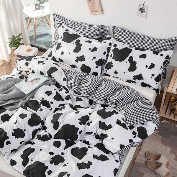 home textile cow spot printed bedding set plaid stripes 3pcs duvet cover set pillowcase europe/usa/australia king size bed linen
home textile cow spot printed bedding set plaid stripes 3pcs duvet cover set pillowcase europe/usa/australia king size bed linen