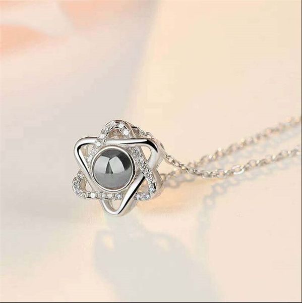 romantic love memory wedding necklace rose gold&silver 100 languages i love you projection pendant necklace star of david
romantic love memory wedding necklace rose gold&silver 100 languages i love you projection pendant necklace star of david